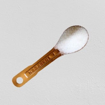 sugar on tablespoon
