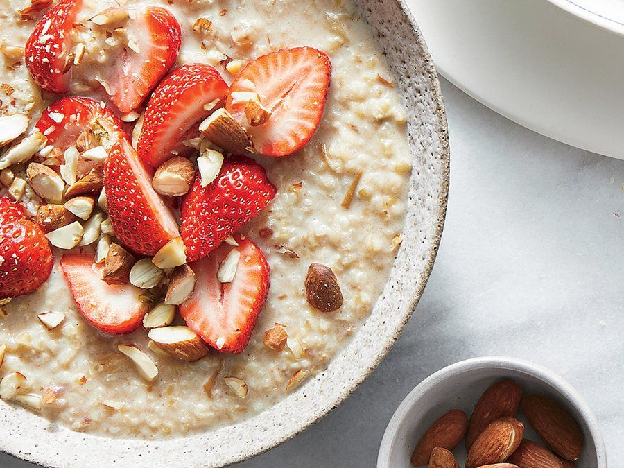 almond oatmeal with strawberries
